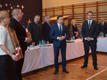 Uroczystość nadania imienia szkole podstawowej w Dobromierzu., D. Sommerfeld, OT NPK