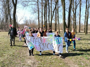 Pierwszy Dzień Wiosny z SP Burzenin, 